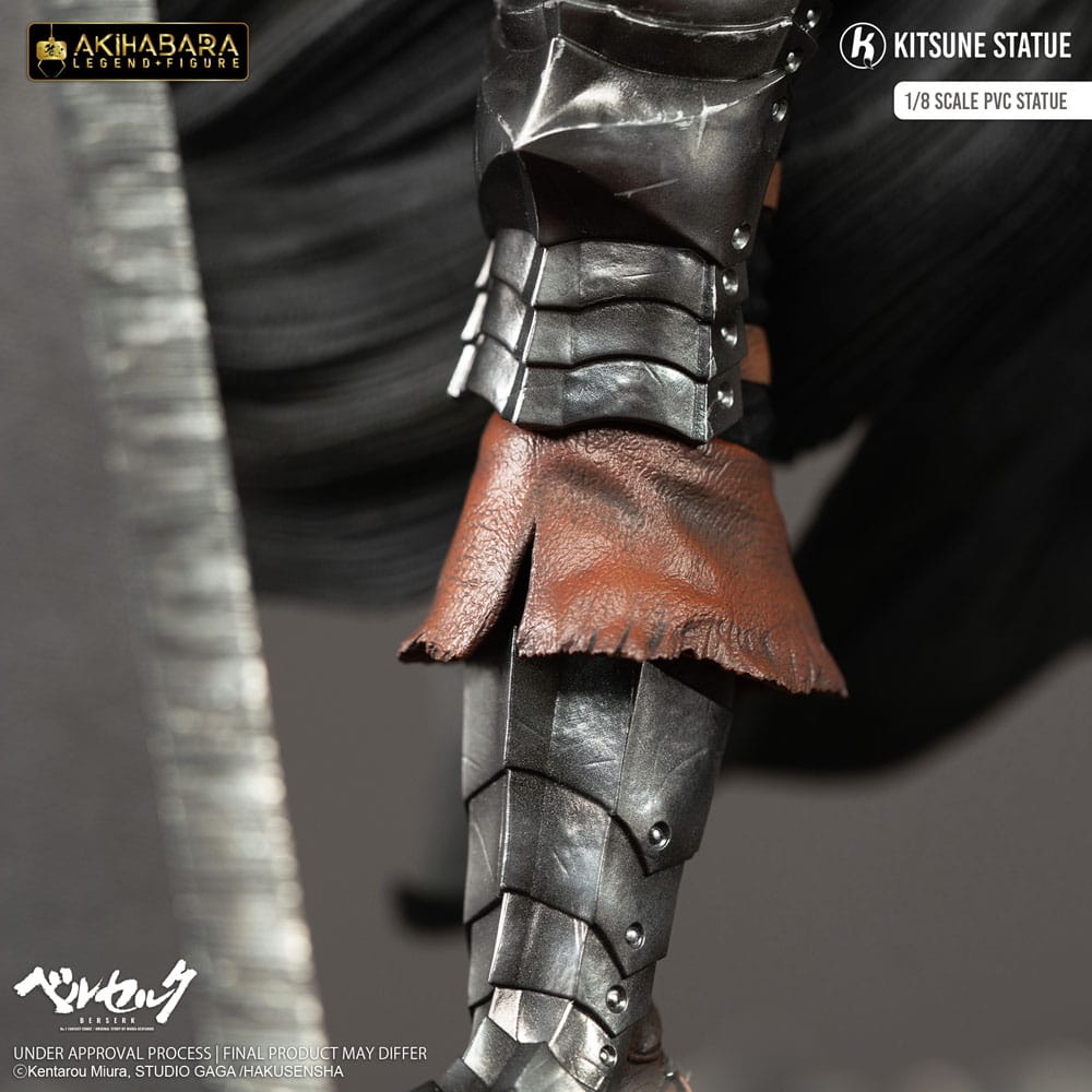 Guts / Berserk Akihabara Legend Figure PVC Statue / Kitsune Statue / 30 cm