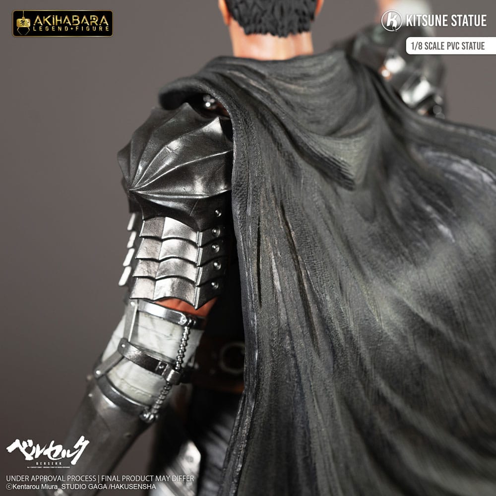 Guts / Berserk Akihabara Legend Figure PVC Statue / Kitsune Statue / 30 cm