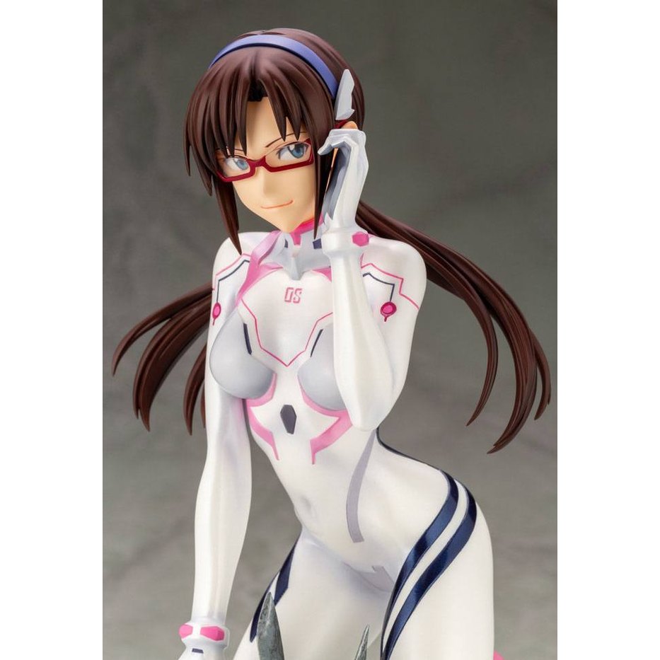 Mari Makinami Statue 23cm
