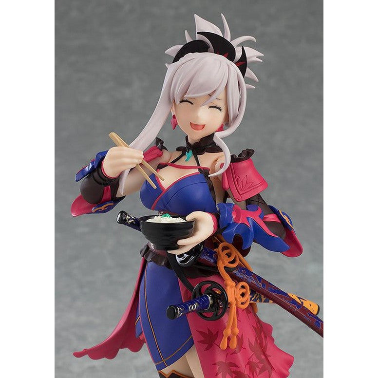 Saber / Miyamoto Musashi Figma