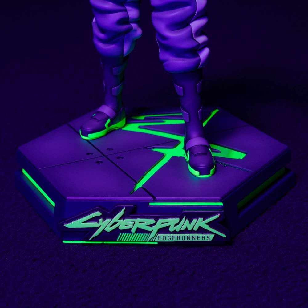 David Martinez Deluxe Figur / Cyberpunk: Edgerunners / Dark Horse Comics / 23 cm