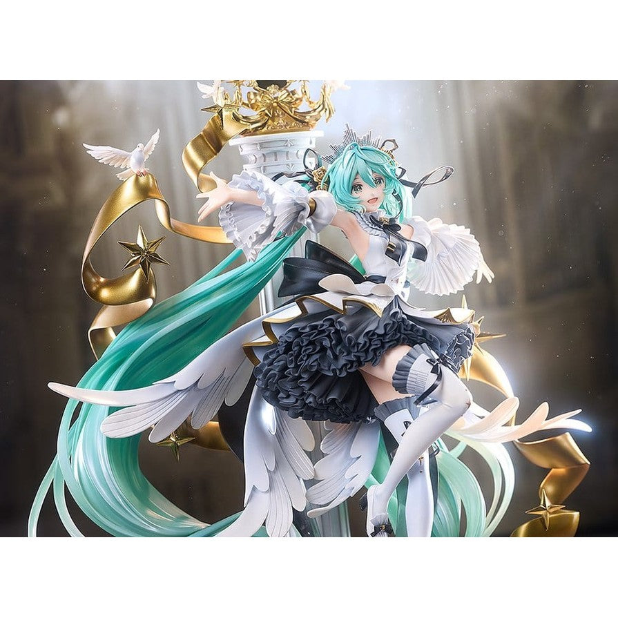Hatsune Miku PVC Statue / Symphony: 10th Anniversary Version / Good Smile Company / 37 cm