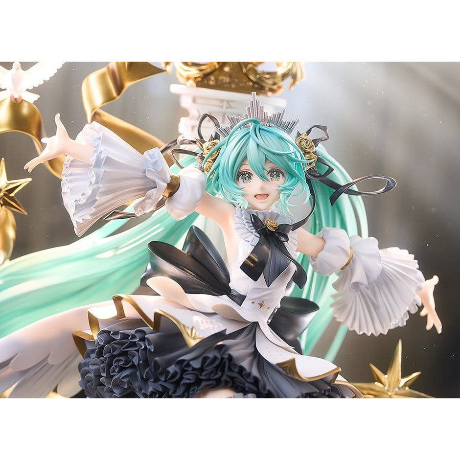 Hatsune Miku PVC Statue / Symphony: 10th Anniversary Version / Good Smile Company / 37 cm