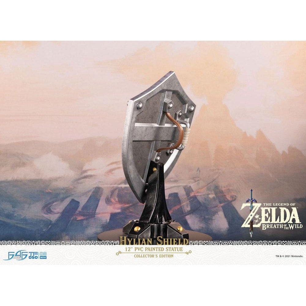 Hylian Shield Collectors Edition / First 4 Figures / 29 cm