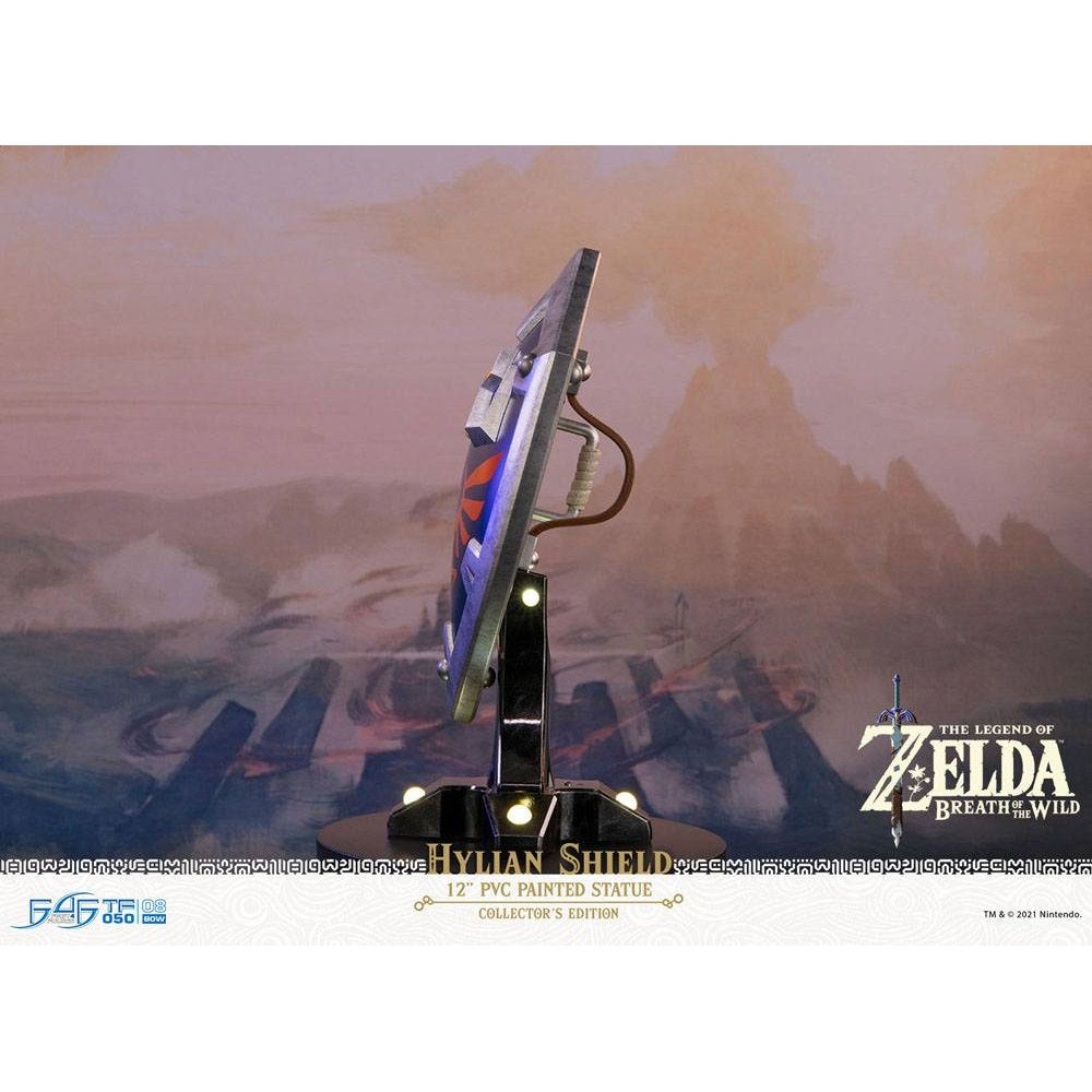 Hylian Shield Collectors Edition / First 4 Figures / 29 cm