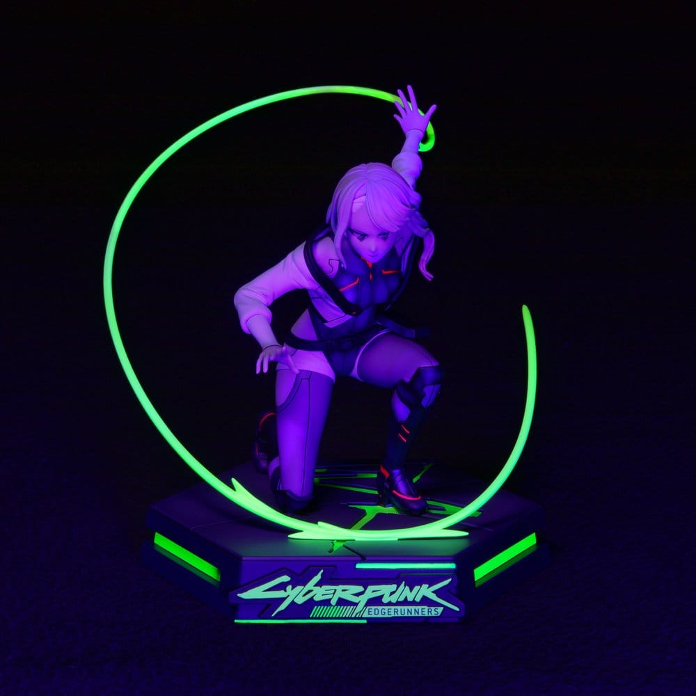 Lucy PVC Statue / Cyberpunk: Edgerunners / Dark Horse Comics / 18 cm