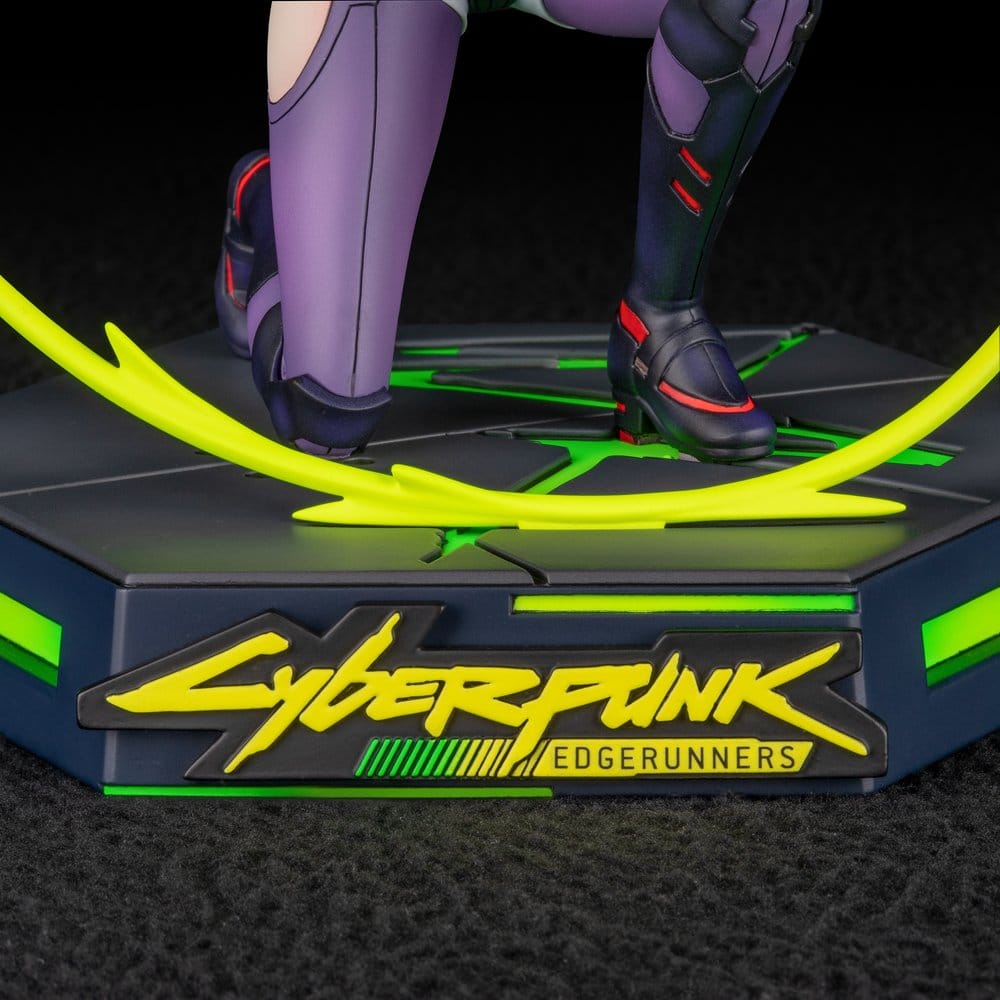 Lucy PVC Statue / Cyberpunk: Edgerunners / Dark Horse Comics / 18 cm