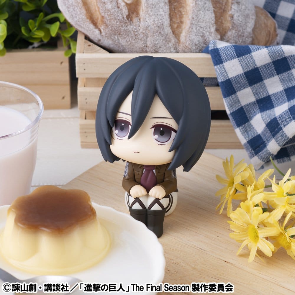 Mikasa Ackerman PVC Statue / Look Up / Attack on Titan / Megahouse Look Up / 11 cm