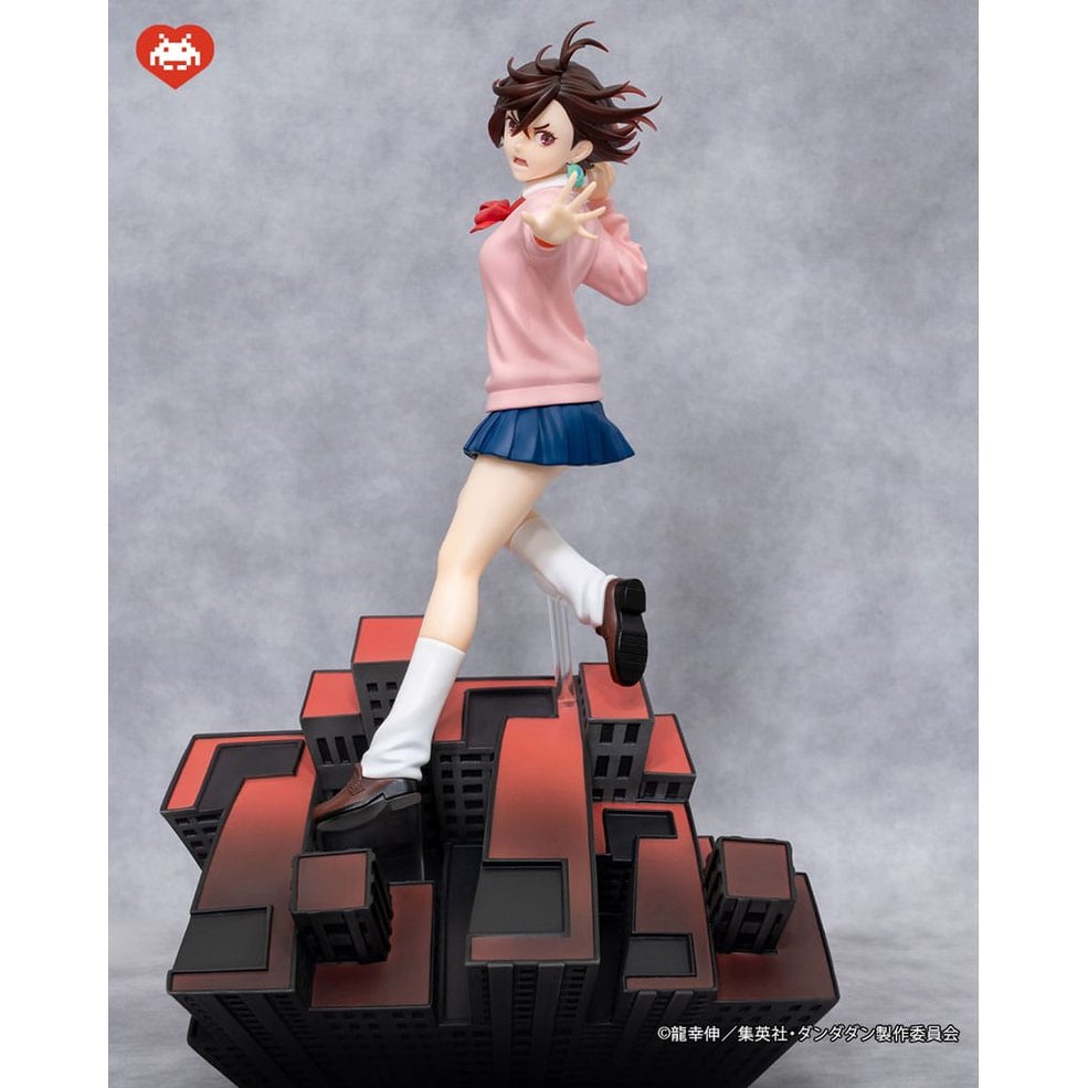 Momo Figur / DanDaDan / Taito Dressta / 23 cm / geöffnete Verpackung
