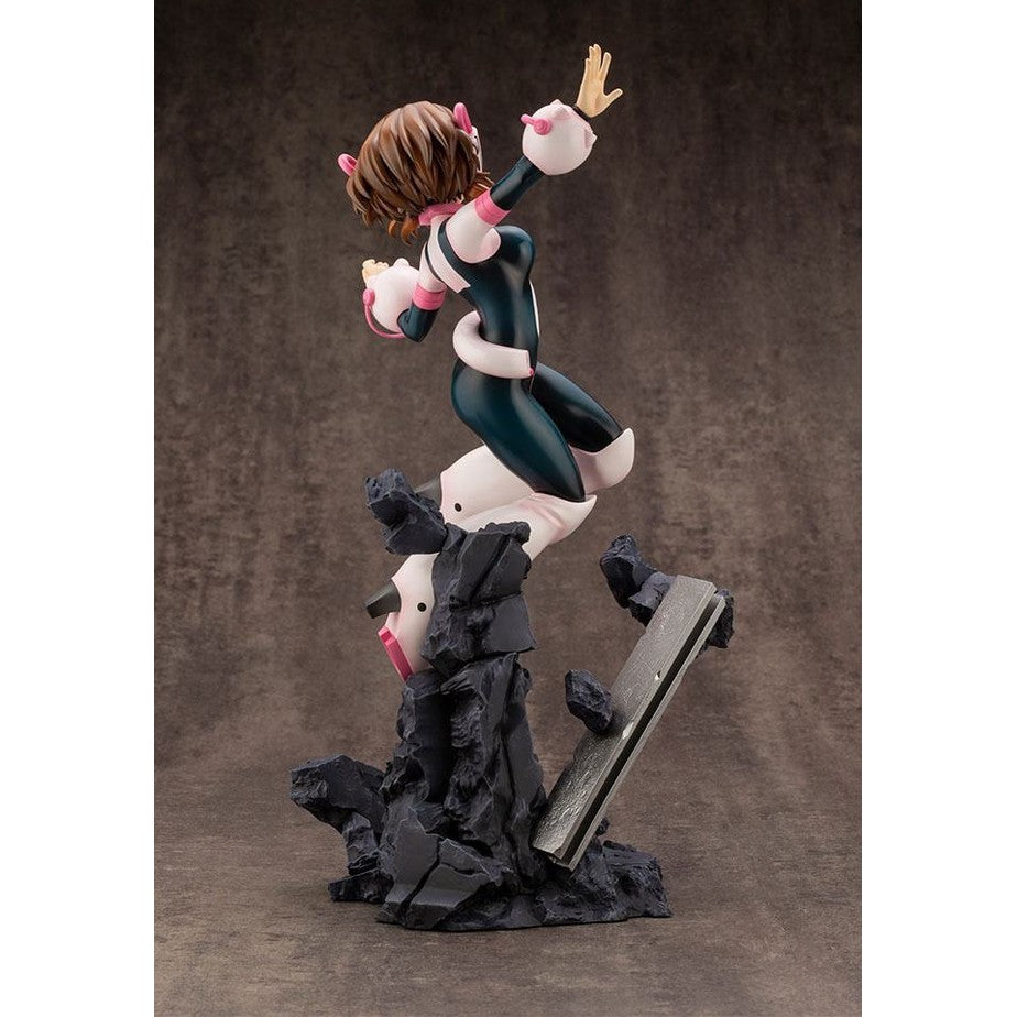 Ochaco Uraraka Version 2 ARTFX J Statue, 27 cm