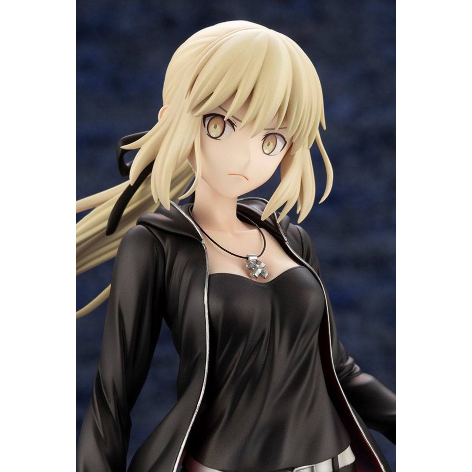 Saber / Altria Pendragon Alter Casuel Ver. 24cm