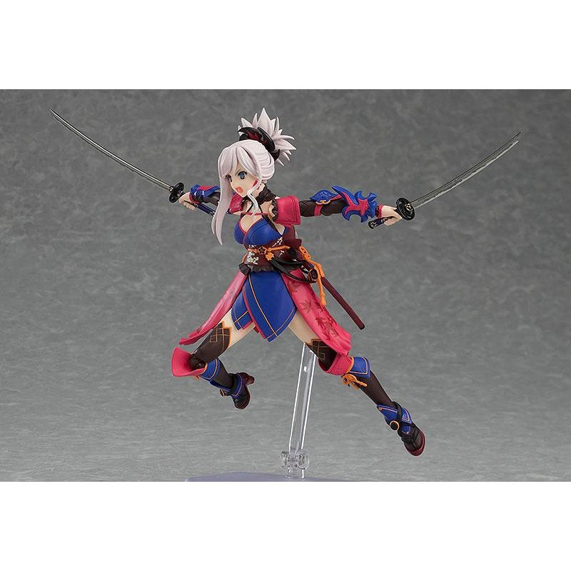 Saber / Miyamoto Musashi Figma