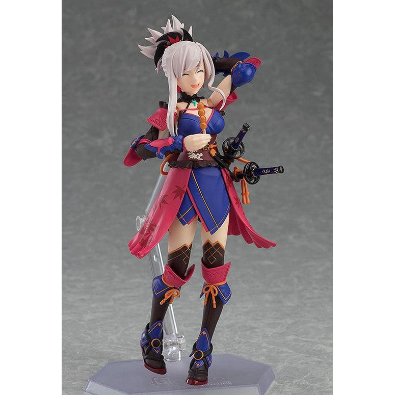 Saber / Miyamoto Musashi Figma