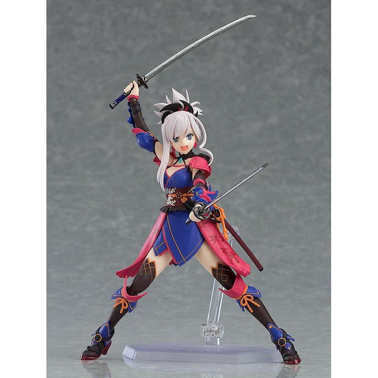 Saber / Miyamoto Musashi Figma